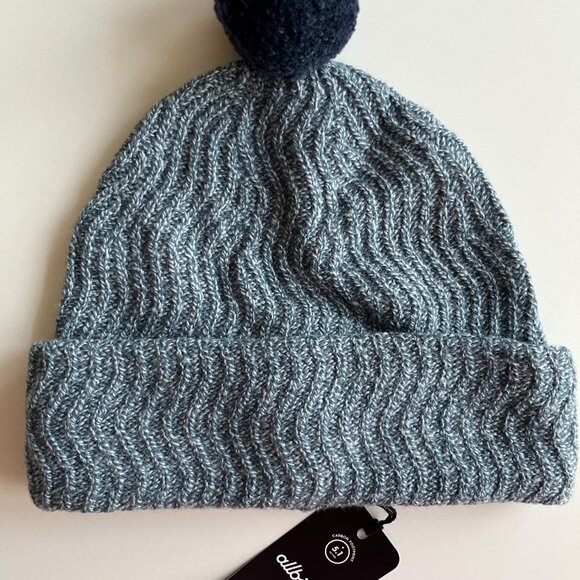Allbirds NWT 100% Merino Wool Winter Pom Beanie Hat Juniper Blue Unisex - Picture 1 of 5